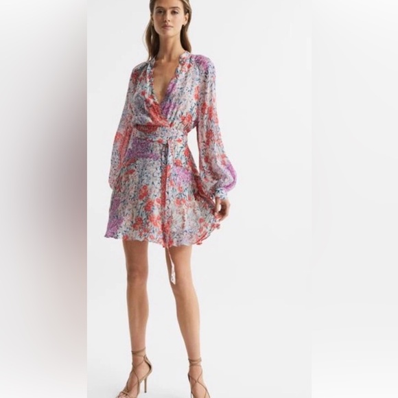 REISS KIERA FLORAL PRINTED MINI DRESS IN CORAL/WHITE - Picture 1 of 16